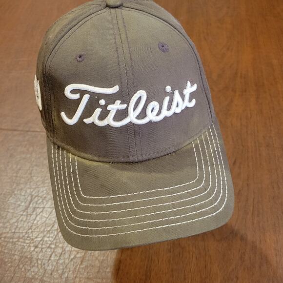 Titleist FJ Strap Back Cap Hat Golf Brown Baseball Cap New Era - Picture 1 of 8